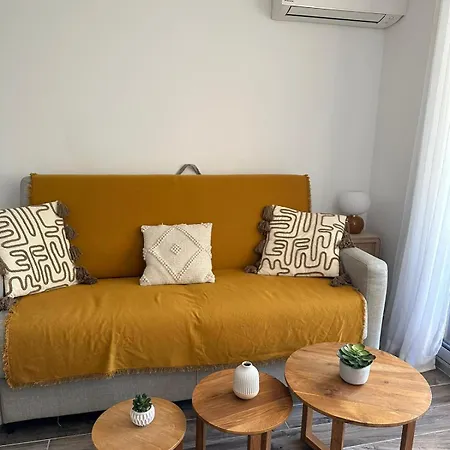 Charming With Garden In Roquebrune Appartement *