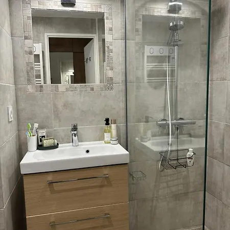 Appartement Charming With Garden In Roquebrune *